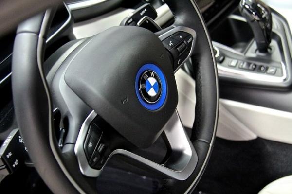 Used-2015-BMW-i8