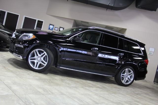 Used-2014-Mercedes-Benz-GL550-4-Matic