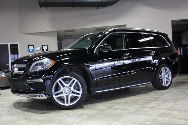 Used 2014 Mercedes-Benz GL550 4 Matic for sale Sold at Chicago Motor Cars in West Chicago IL 60185 1
