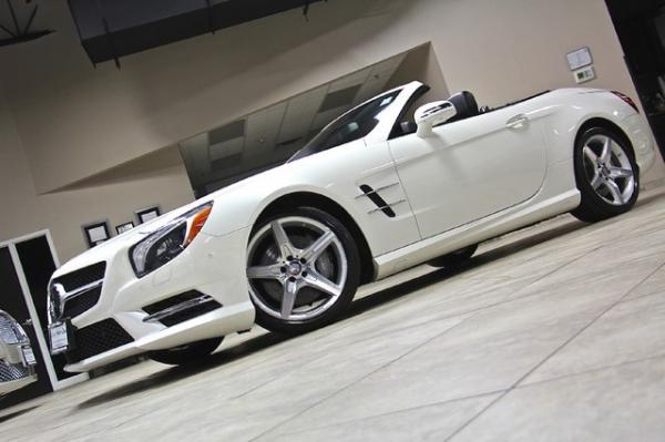 Used 2013 Mercedes-Benz SL550 for sale Sold at Chicago Motor Cars in West Chicago IL 60185 6