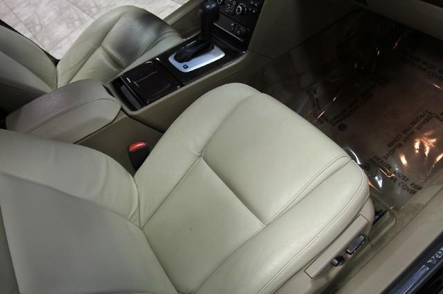 New-2010-Volvo-XC90-I6-AWD