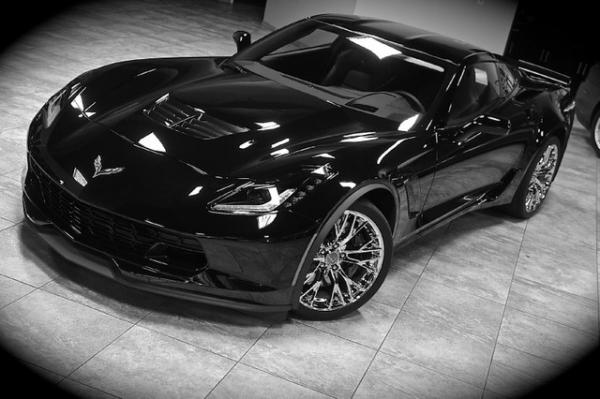 Used-2015-Chevrolet-Corvette-Z06-w2LZ