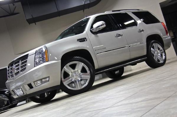 New 2008 Cadillac Escalade AWD for sale Sold at Chicago Motor Cars in West Chicago IL 60185 2