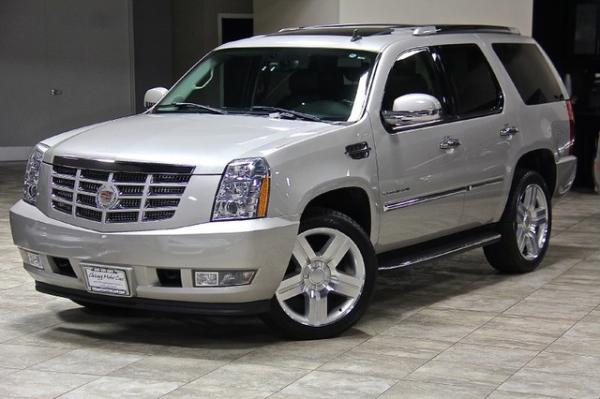 New-2008-Cadillac-Escalade-AWD