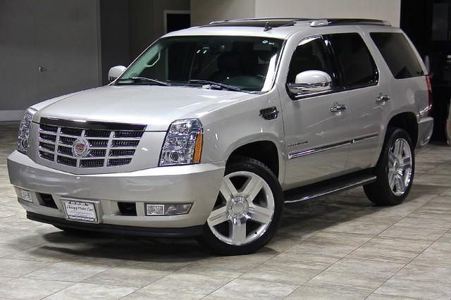 New-2008-Cadillac-Escalade-AWD