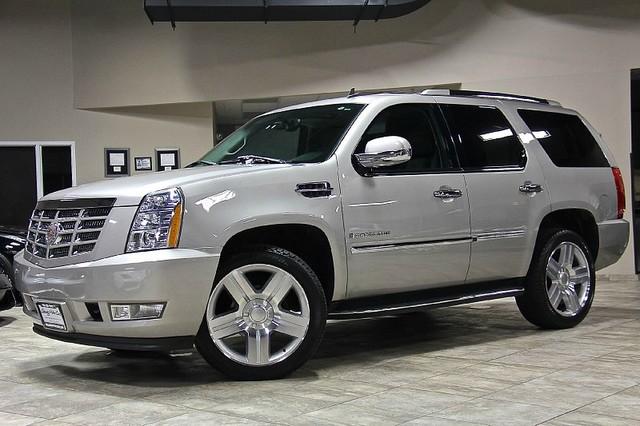New 2008 Cadillac Escalade AWD for sale Sold at Chicago Motor Cars in West Chicago IL 60185 1