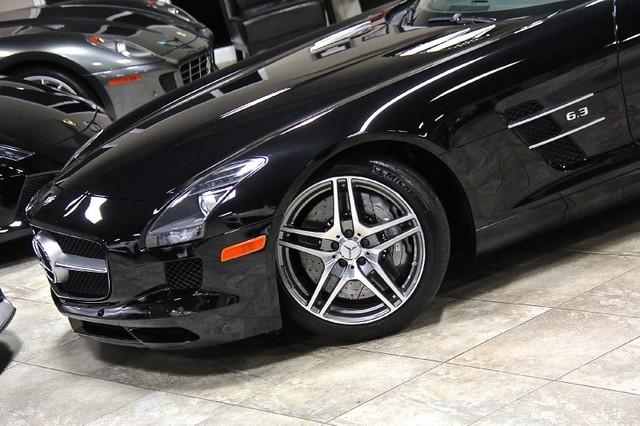 Used-2012-Mercedes-Benz-SLS-AMG-Gullwing