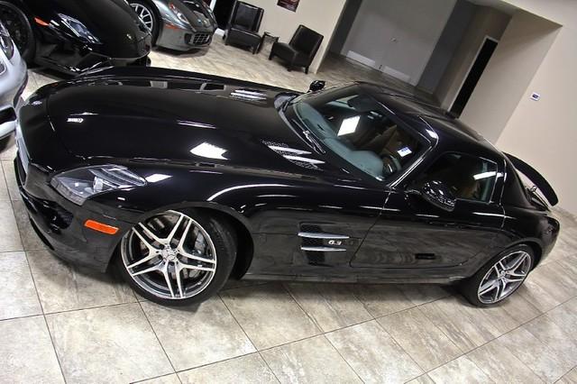 Used-2012-Mercedes-Benz-SLS-AMG-Gullwing