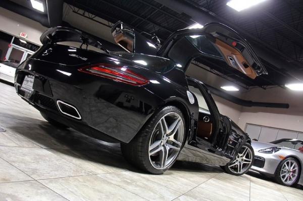 Used 2012 Mercedes-Benz SLS AMG Gullwing for sale Sold at Chicago Motor Cars in West Chicago IL 60185 6