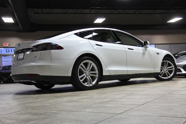 Used-2014-Tesla-Model-S-85-kWh-Battery