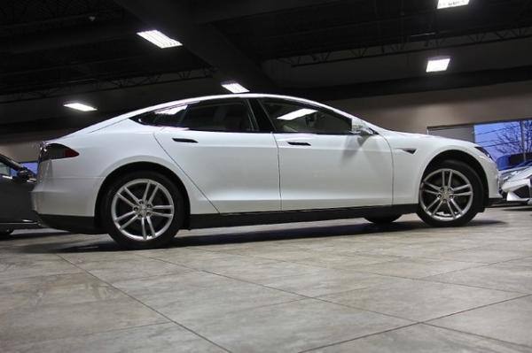 Used-2014-Tesla-Model-S-85-kWh-Battery