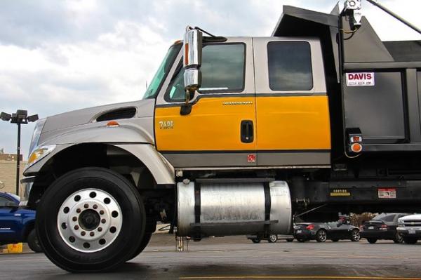 New 2006 International 7400 DT570 Turbo Diesel 6x4 for sale Sold at Chicago Motor Cars in West Chicago IL 60185 6