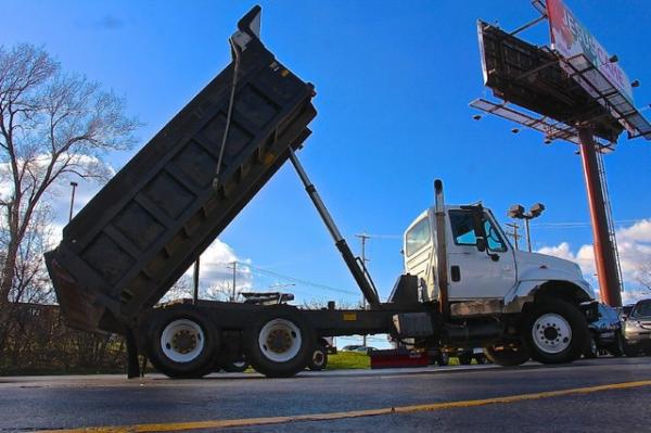 New 2002 International 7400 DT466HT Turbo Diesel 6x4 for sale Sold at Chicago Motor Cars in West Chicago IL 60185 4