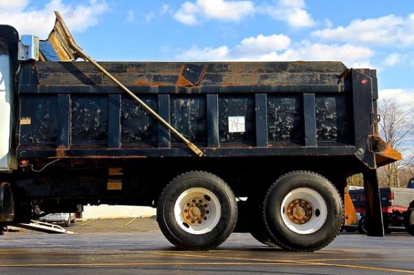 New 2002 International 7400 DT466HT Turbo Diesel 6x4 for sale Sold at Chicago Motor Cars in West Chicago IL 60185 5