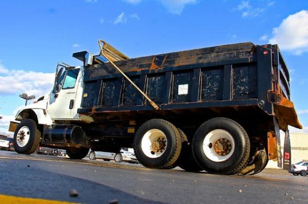 New 2002 International 7400 DT466HT Turbo Diesel 6x4 for sale Sold at Chicago Motor Cars in West Chicago IL 60185 6