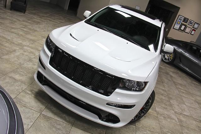 New-2013-Jeep-Grand-Cherokee-SRT8-Alpine