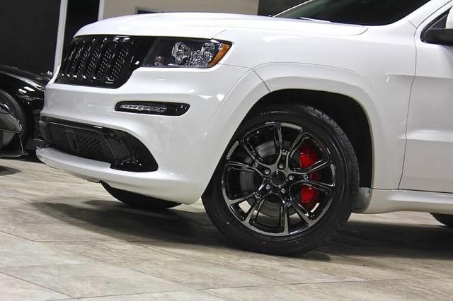 New-2013-Jeep-Grand-Cherokee-SRT8-Alpine