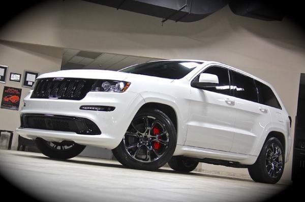 New 2013 Jeep Grand Cherokee SRT8 Alpine for sale Sold at Chicago Motor Cars in West Chicago IL 60185 4