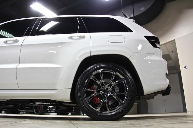 New-2013-Jeep-Grand-Cherokee-SRT8-Alpine