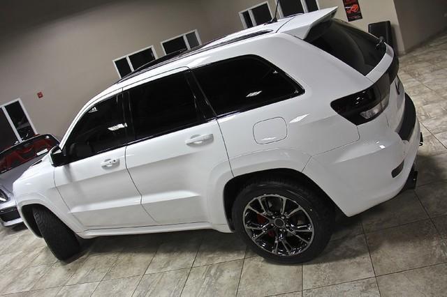 New-2013-Jeep-Grand-Cherokee-SRT8-Alpine