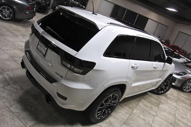 New-2013-Jeep-Grand-Cherokee-SRT8-Alpine