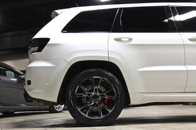 New-2013-Jeep-Grand-Cherokee-SRT8-Alpine