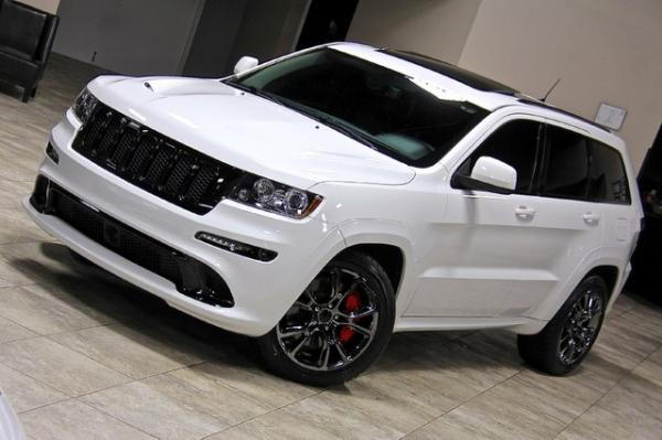 New-2013-Jeep-Grand-Cherokee-SRT8-Alpine