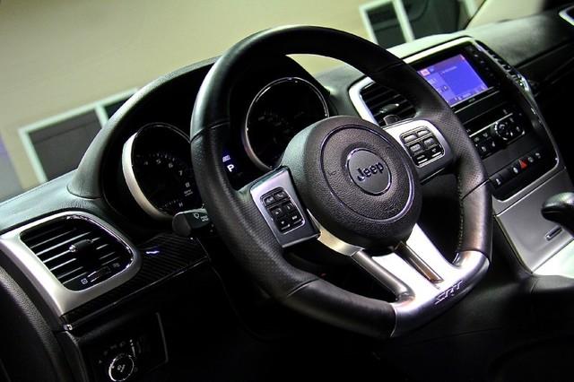 New-2013-Jeep-Grand-Cherokee-SRT8-Alpine