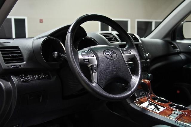 New-2012-Toyota-Highlander-Limited-4WD