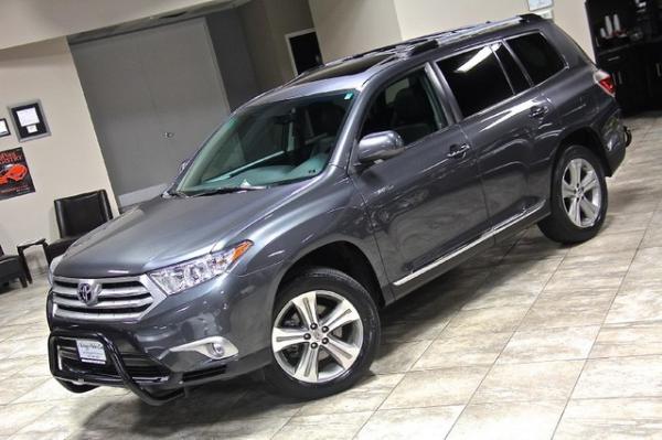 New 2012 Toyota Highlander Limited 4WD for sale Sold at Chicago Motor Cars in West Chicago IL 60185 5