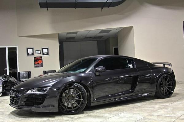 Used 2011 Audi R8 5.2L V10 Twin Turbo Quattro A for sale Sold at Chicago Motor Cars in West Chicago IL 60185 1