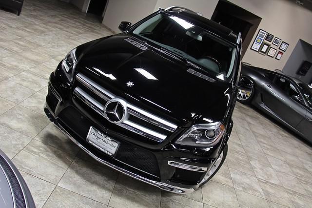 Used-2013-Mercedes-Benz-GL550-4-Matic