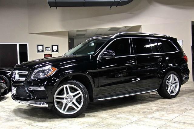 Used 2013 Mercedes-Benz GL550 4 Matic for sale Sold at Chicago Motor Cars in West Chicago IL 60185 1