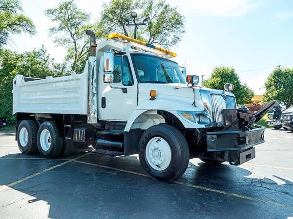 Used 2003 International 7400 Dump Truck for sale Sold at Chicago Motor Cars in West Chicago IL 60185 3