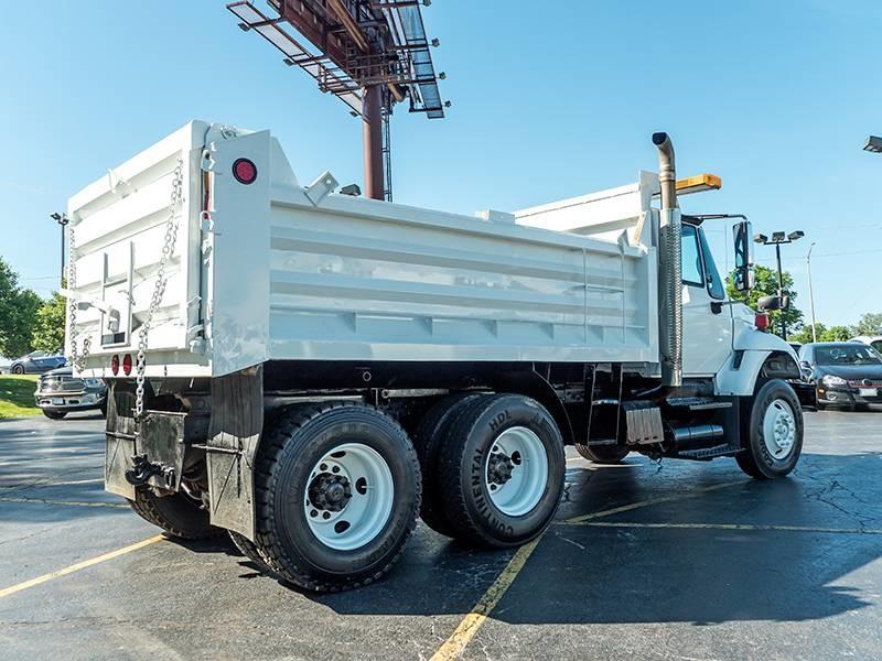 Used-2003-International-7400-Dump-Truck