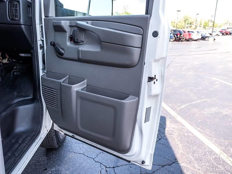 Used-2012-Chevrolet-Express-Commercial-Cutaway-Work-Van