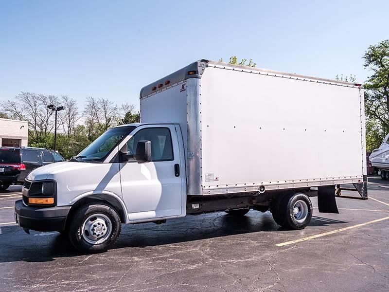 Used-2012-Chevrolet-Express-Commercial-Cutaway-Work-Van