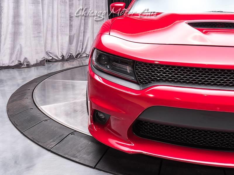 Used-2016-Dodge-Charger-SRT-392