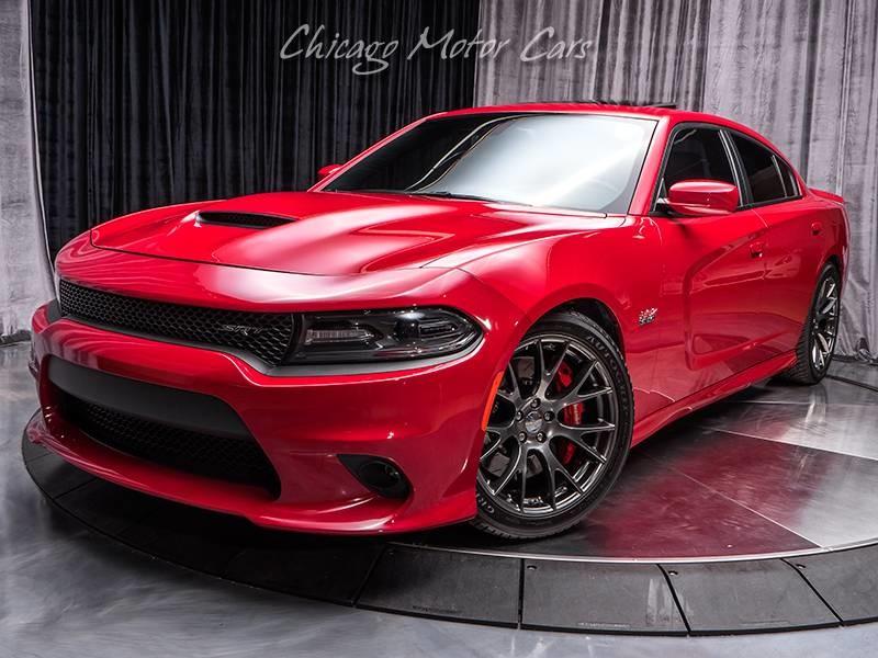 Used-2016-Dodge-Charger-SRT-392