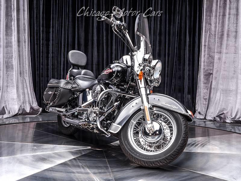 Used-2005-Harley-Davidson-FLSTCI-Heritage-Classic-Motorcycle