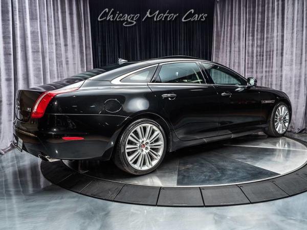 Used 2015 Jaguar XJL Portfolio AWD V6 for sale Sold at Chicago Motor Cars in West Chicago IL 60185 5