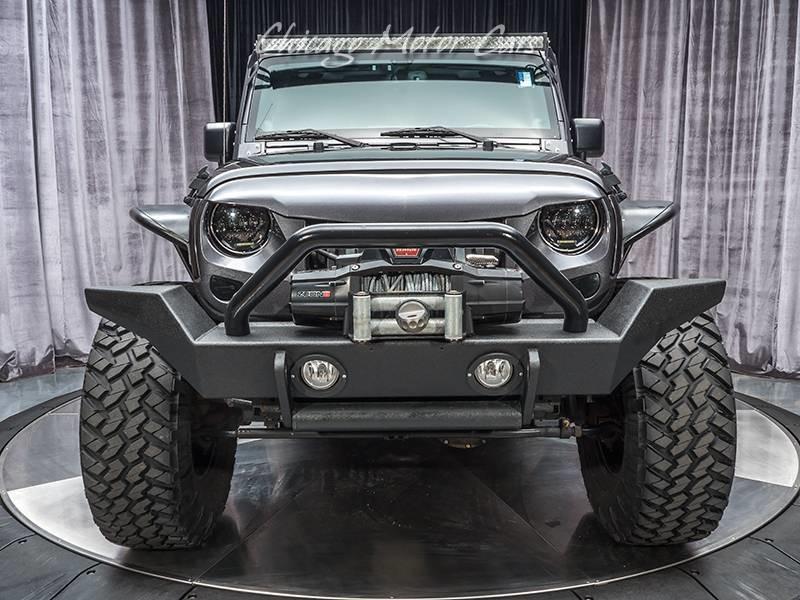 Used-2014-Jeep-Wrangler-Unlimited-Sahara