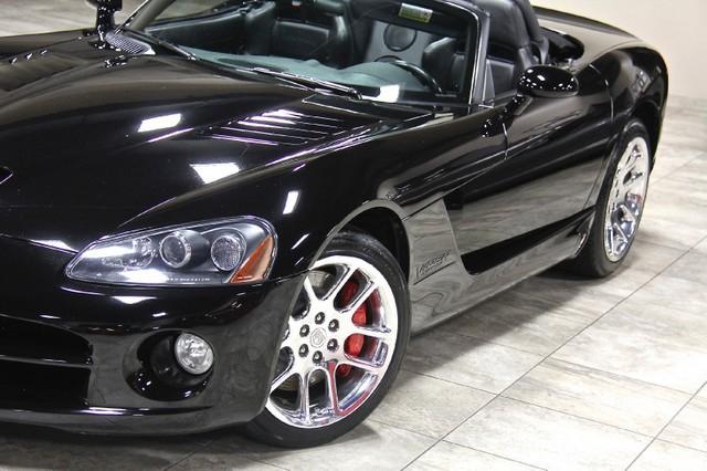 New-2004-Dodge-Viper-SRT10-SRT-10