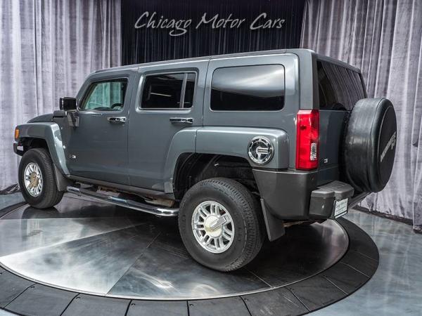 Used 2008 HUMMER H3 SUV for sale Sold at Chicago Motor Cars in West Chicago IL 60185 3