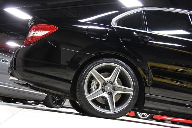 New-2010-Mercedes-Benz-C63-AMG-C63-AMG