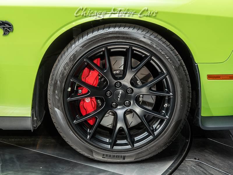 Used-2015-Dodge-Challenger-SRT-Hellcat