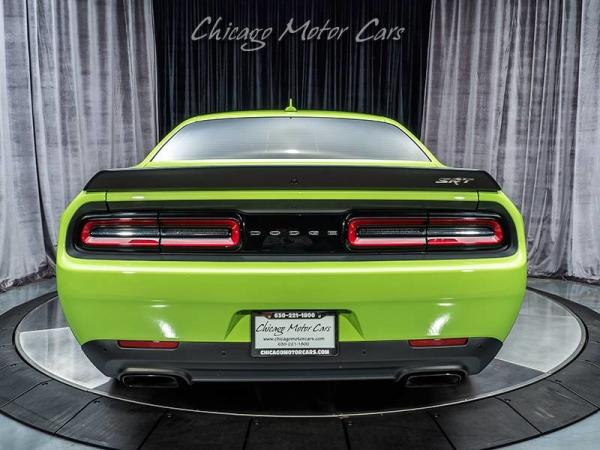 Used 2015 Dodge Challenger SRT Hellcat for sale Sold at Chicago Motor Cars in West Chicago IL 60185 4