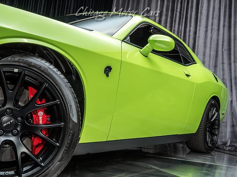 Used-2015-Dodge-Challenger-SRT-Hellcat