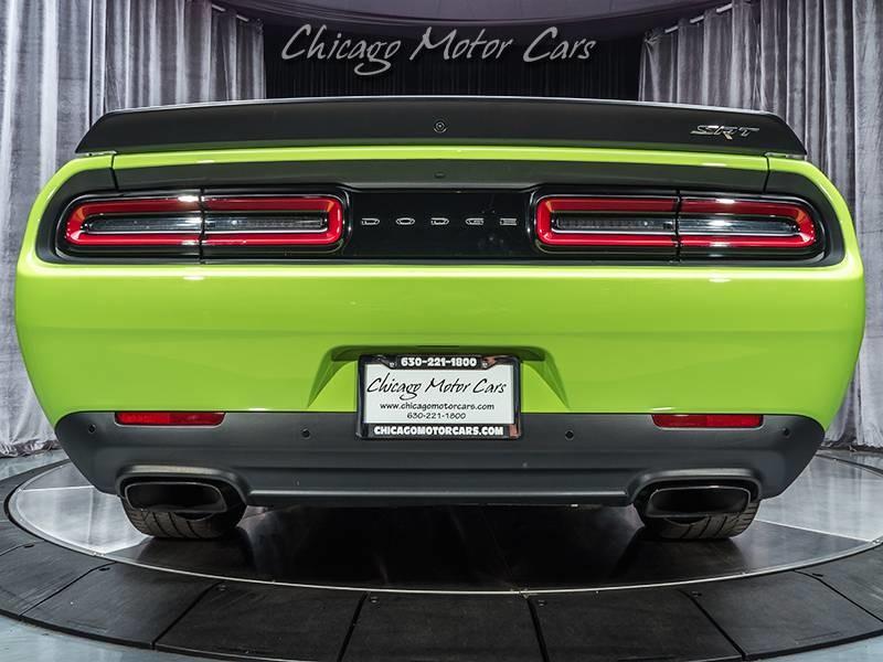 Used-2015-Dodge-Challenger-SRT-Hellcat