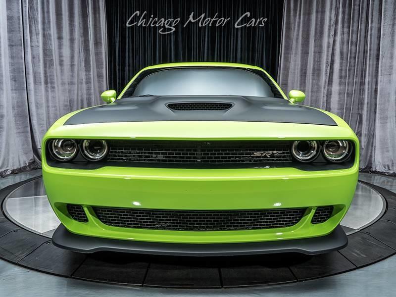 Used-2015-Dodge-Challenger-SRT-Hellcat